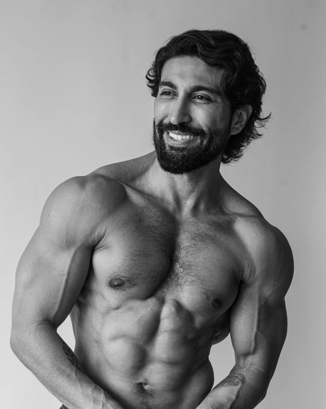 Dr. Mario Santos